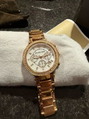 Worn Michael Kors Rose Gold Crystal Bezel Women's Watch (needs new battery)